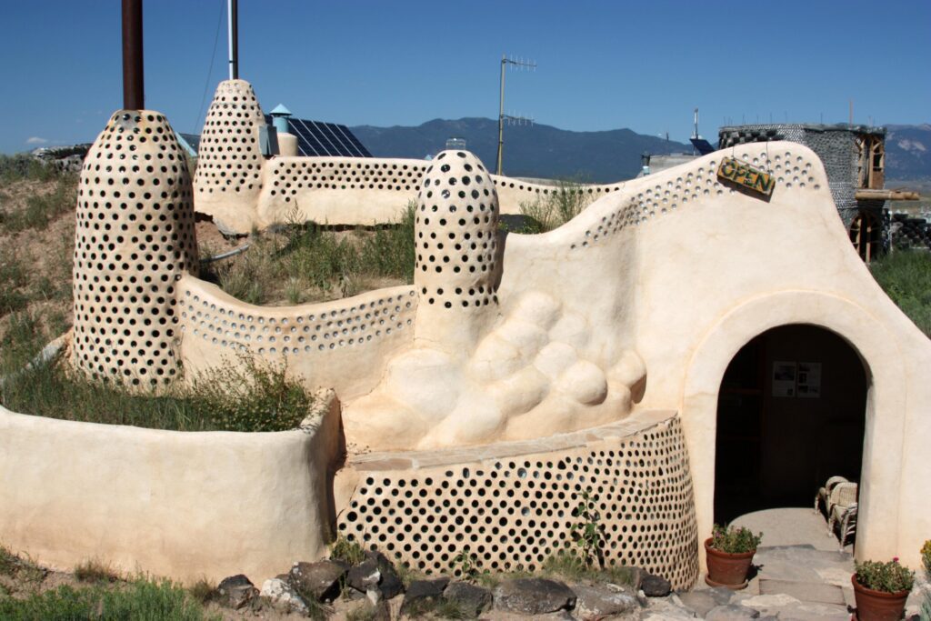 Earthship white holes scaled
