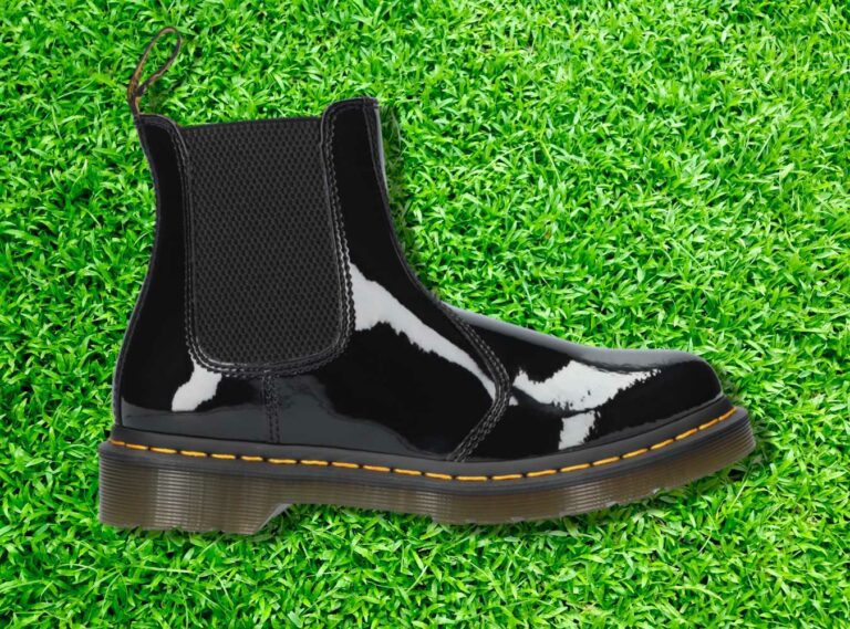 Dr Martens Black Patent Lanmper