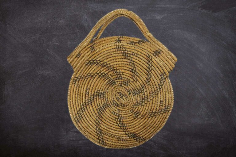 Shopping Bag A copy of a 5000 year old bag found in a bog in Ireland