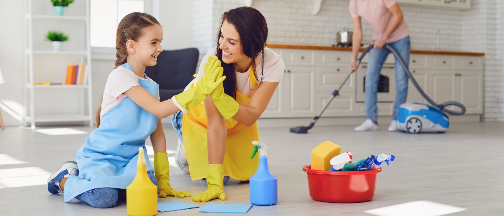 Sustainable Cleaning Header